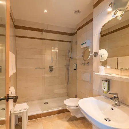Parkhotel Crombach Am Salingarten 3* ローゼンハイム