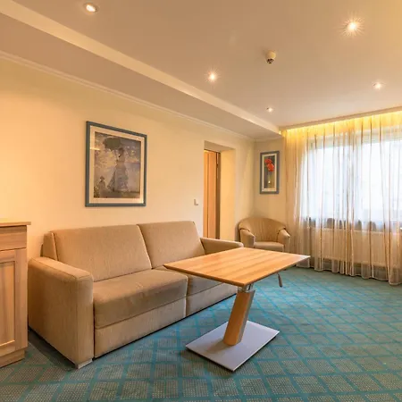 Parkhotel Crombach Am Salingarten ホテル 3*