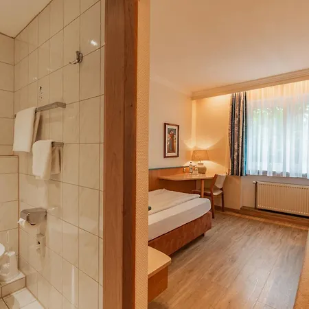 Parkhotel Crombach מלון רוזנהיים