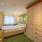 Parkhotel Crombach