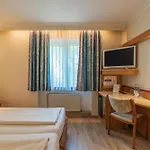 Hotel Parkhotel Crombach 3*