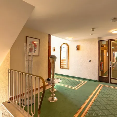 Parkhotel Crombach מלון רוזנהיים