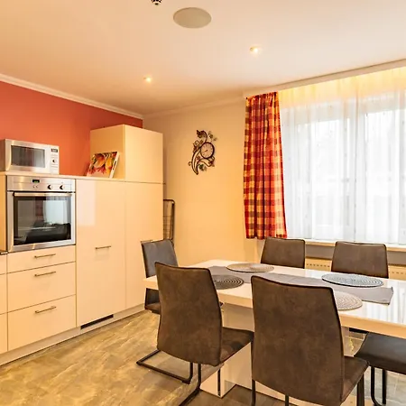 Parkhotel Crombach Am Salingarten Отель Розенхайм