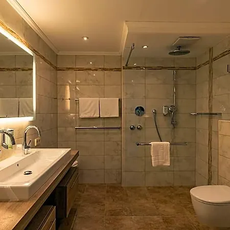 Szálloda Parkhotel Crombach Am Salingarten Rosenheim