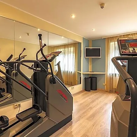 Szálloda Parkhotel Crombach Am Salingarten 3*