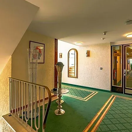酒店 Parkhotel Crombach Am Salingarten