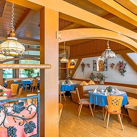 酒店 Parkhotel Crombach Am Salingarten 3*