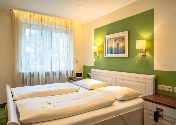 מלון Parkhotel Crombach רוזנהיים